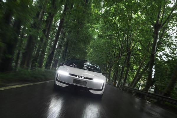 试驾奥迪E5 Sportback：第一台带quattro的智能电动车，一台颜值能打的驾驶者之车