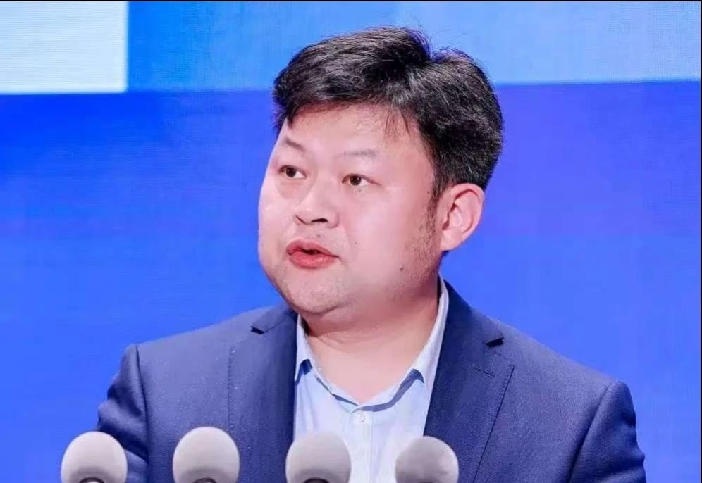 46岁的周锋升任东风汽车集团副总经理、党委常委