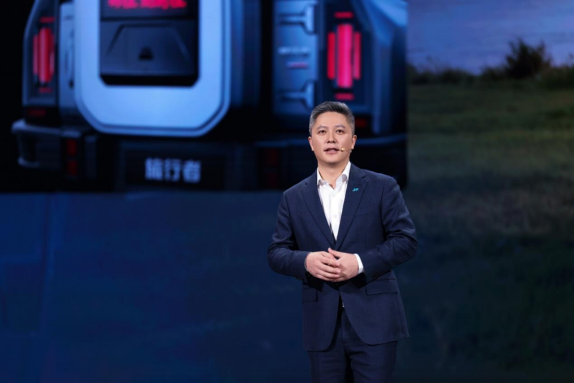 连续20个月销量破万，捷途旅行者燃油与电混“双车”齐发强化竞争力